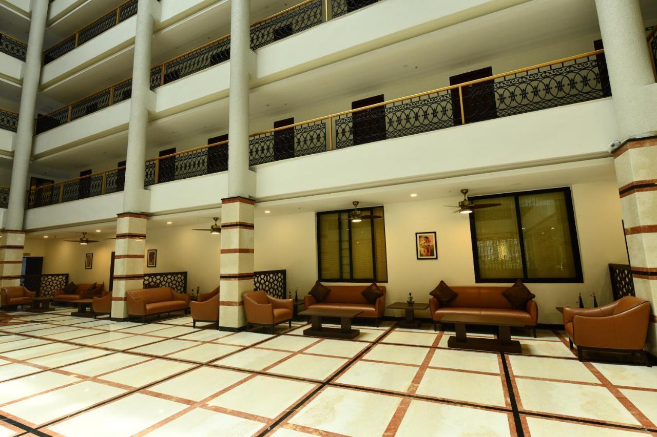 Rns One Hotell Subrahmanya Eksteriør bilde